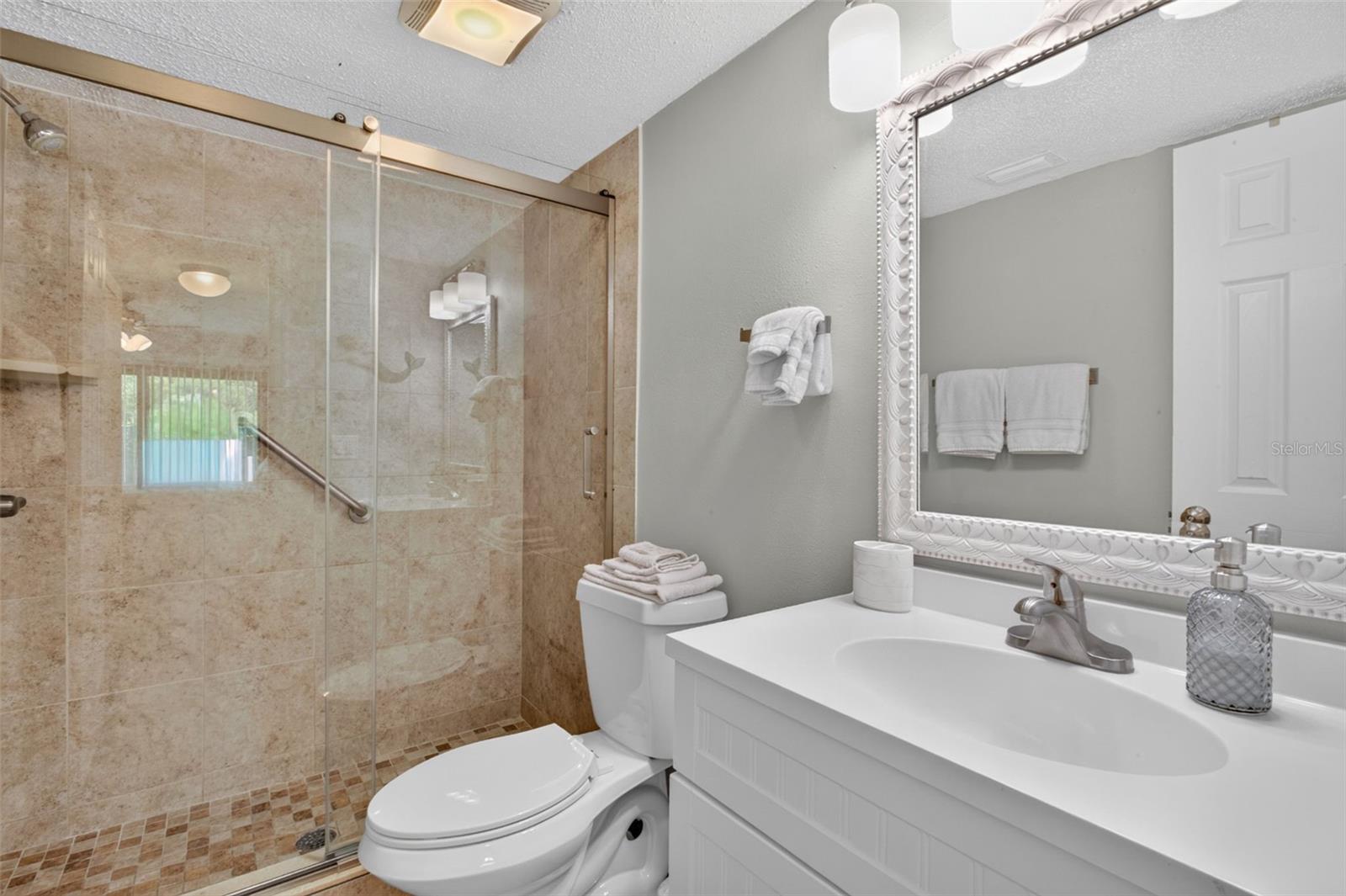 6300 A1a S #a44d Property Photo 24