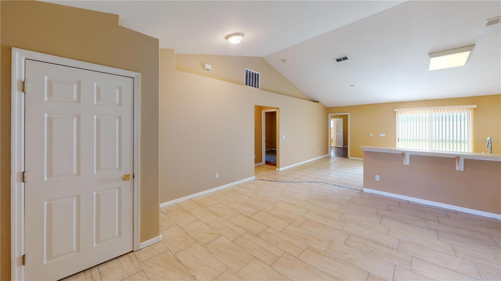 18 Lloleeta Path Property Photo 5