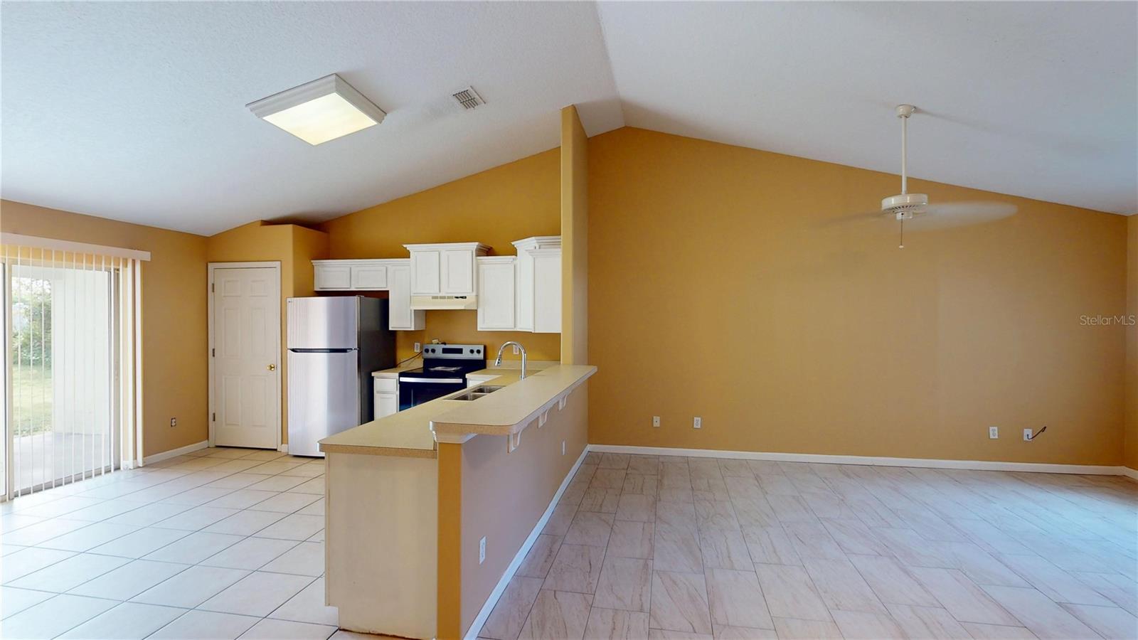 18 Lloleeta Path Property Photo 7