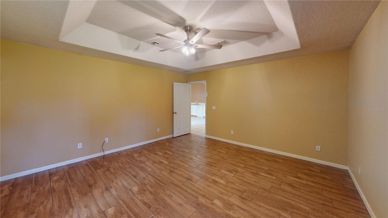 18 Lloleeta Path Property Photo 25