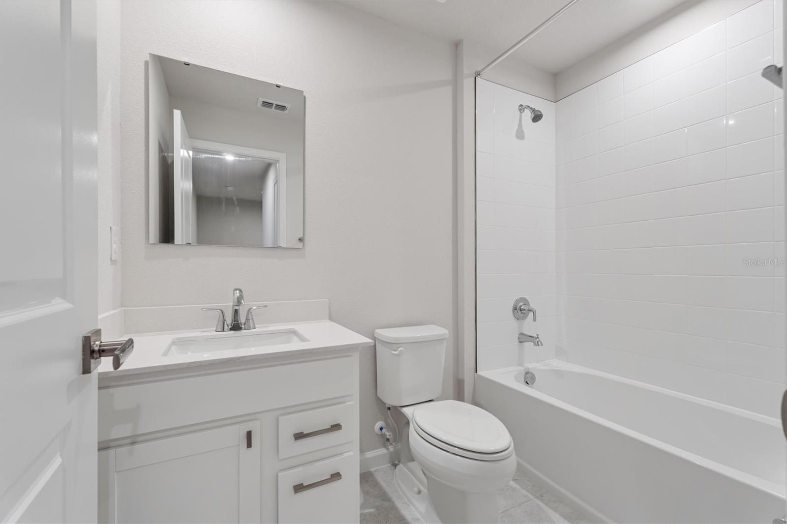 19 Alexander Ln Property Photo 10