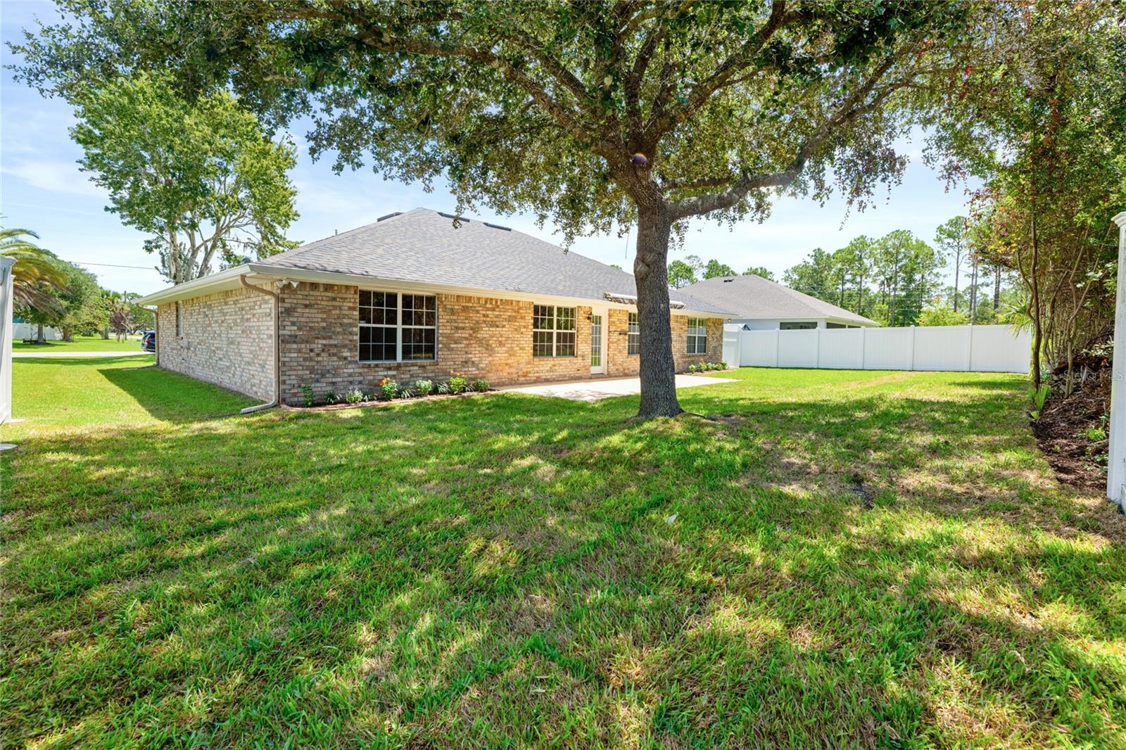 38 Princess Rose Dr Property Photo 4