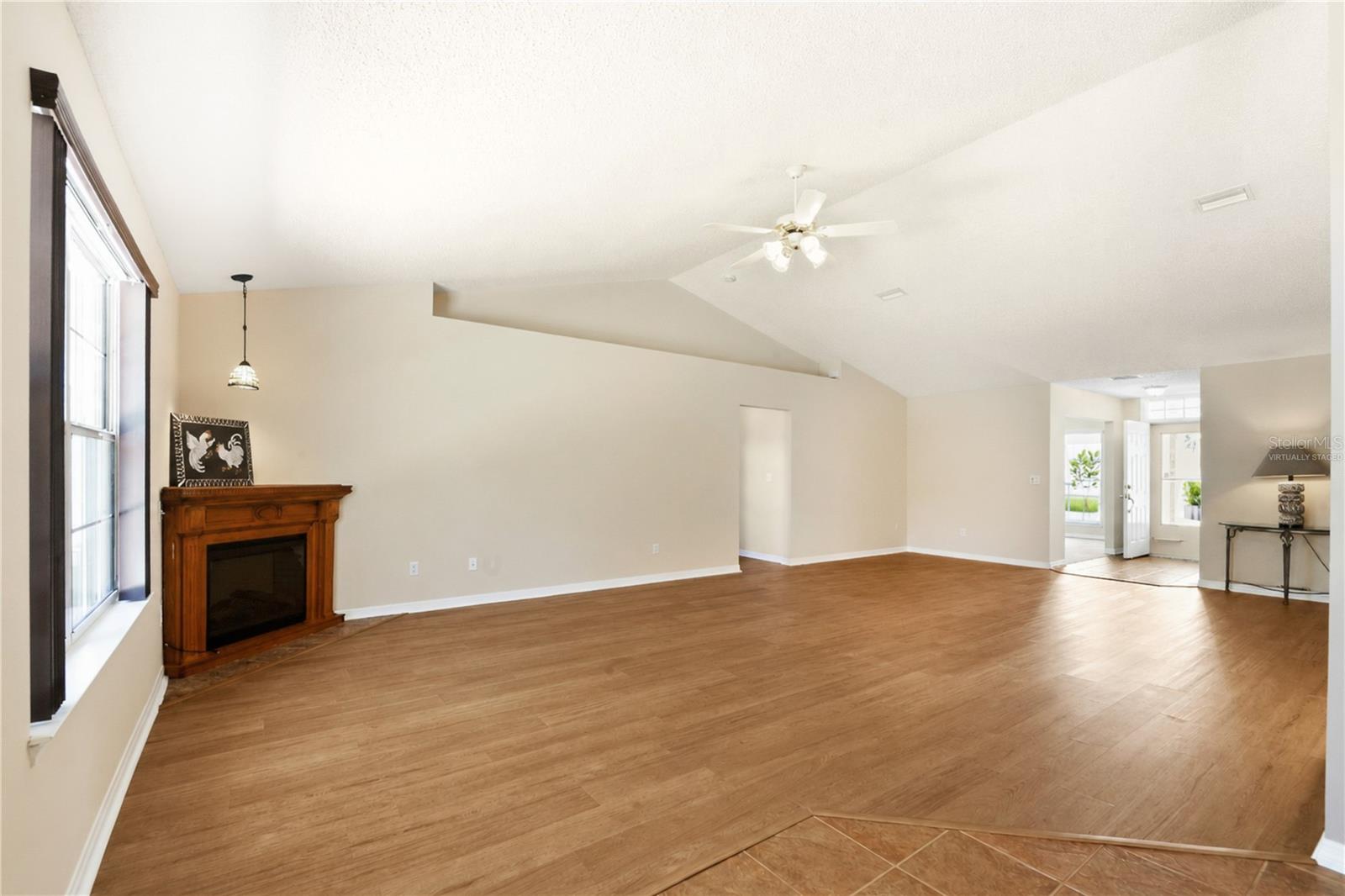 38 Princess Rose Dr Property Photo 10