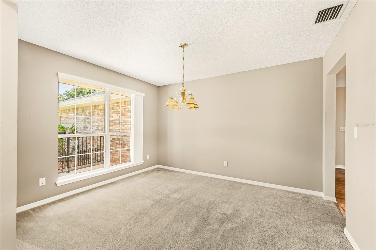 38 Princess Rose Dr Property Photo 15