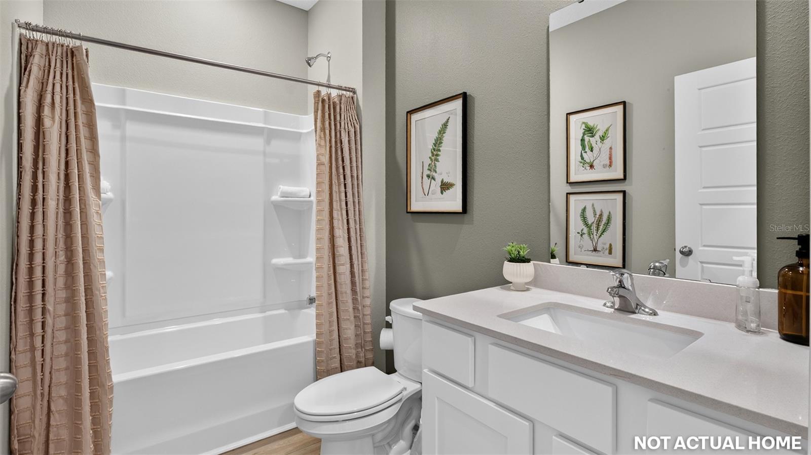 11 Spring St Property Photo 20