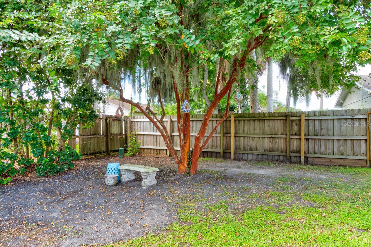 16 Laurel Oaks Cir Property Photo 29