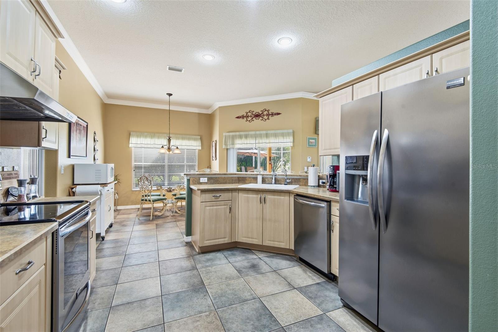 1 Kalendar Ct Property Photo 12
