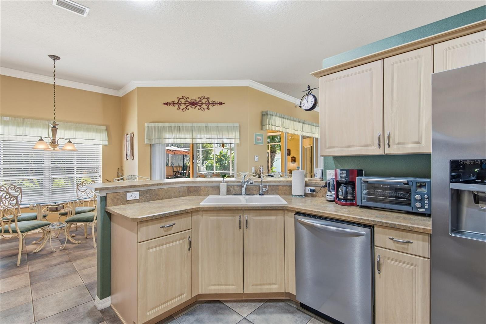 1 Kalendar Ct Property Photo 15