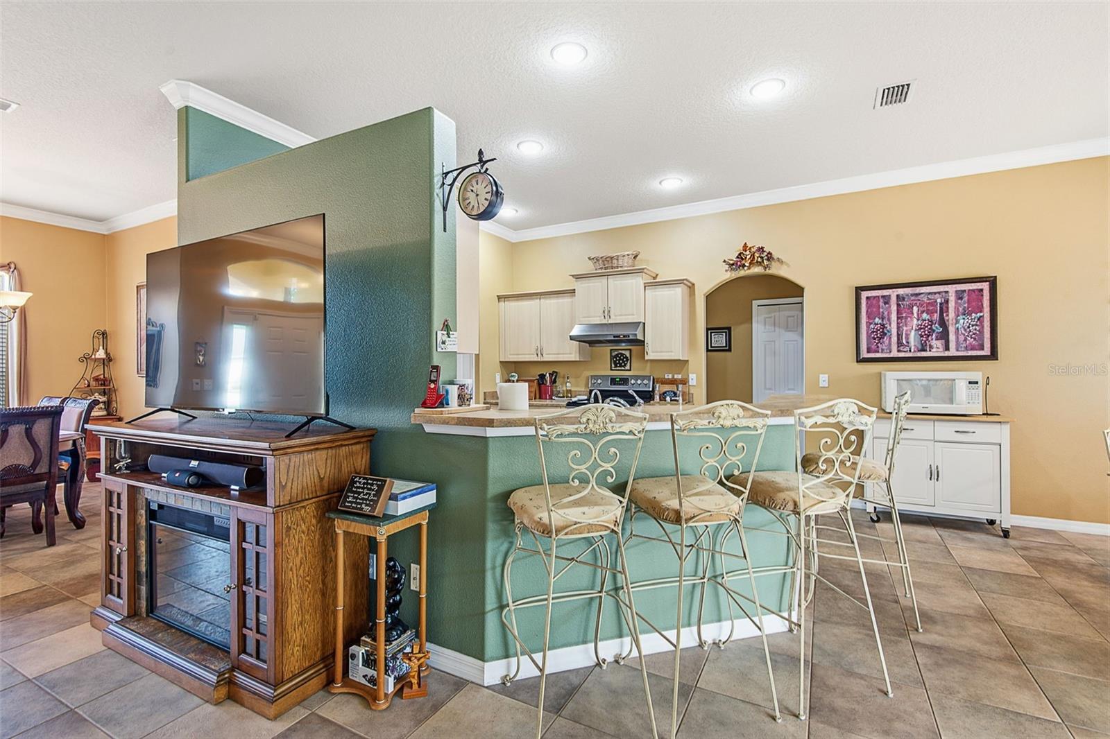 1 Kalendar Ct Property Photo 19