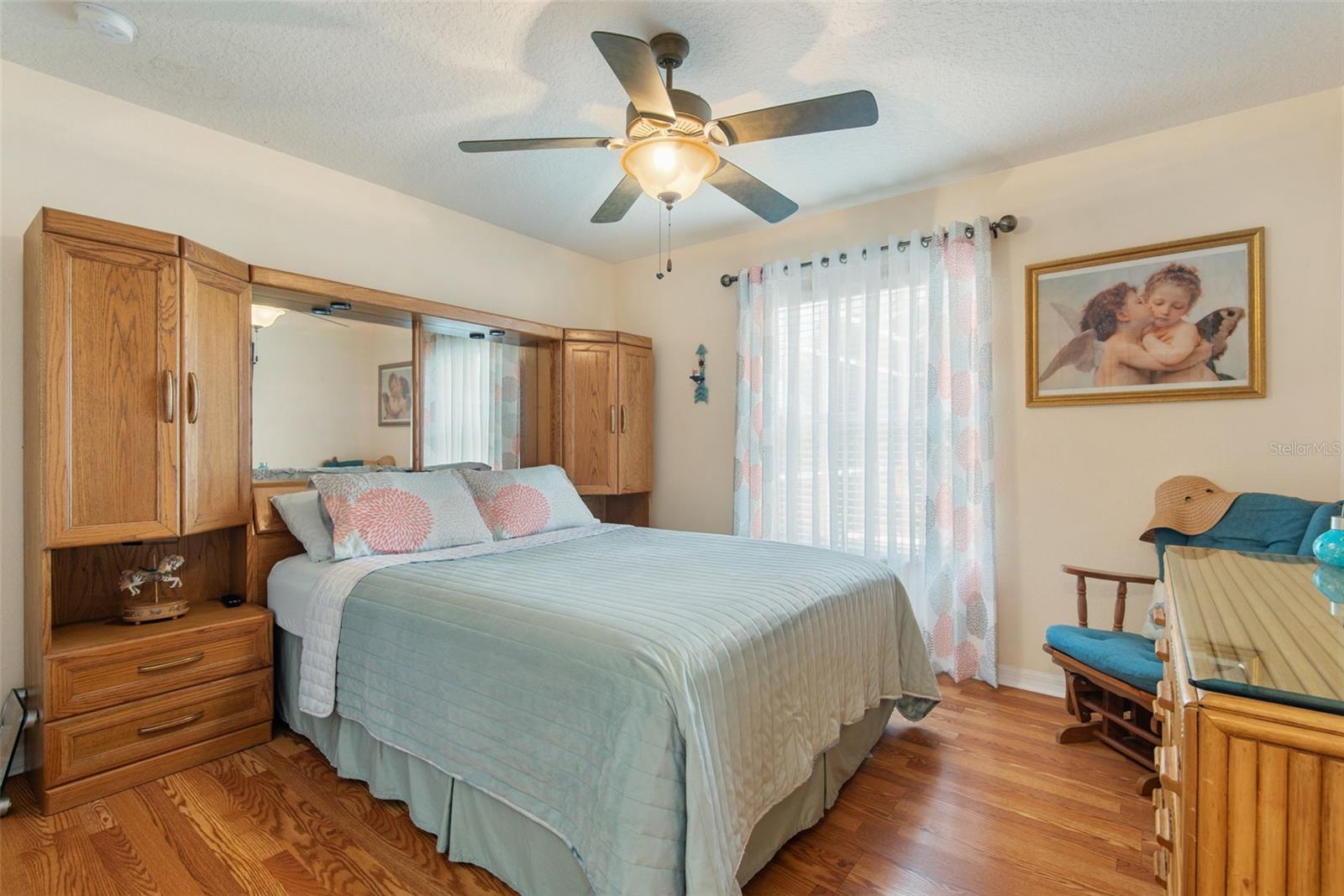 1 Kalendar Ct Property Photo 33