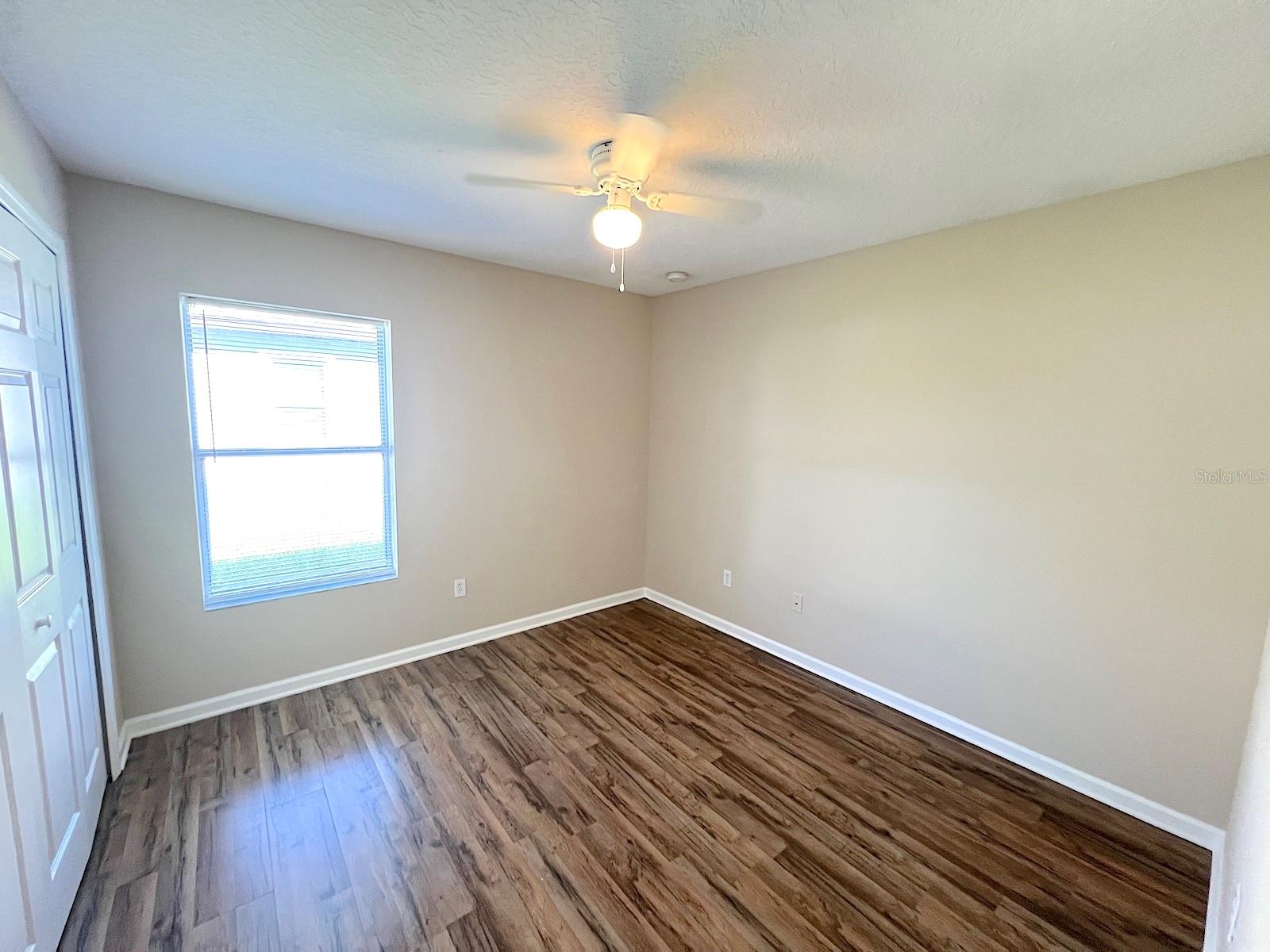 41 Eton Ln #b Property Photo 19