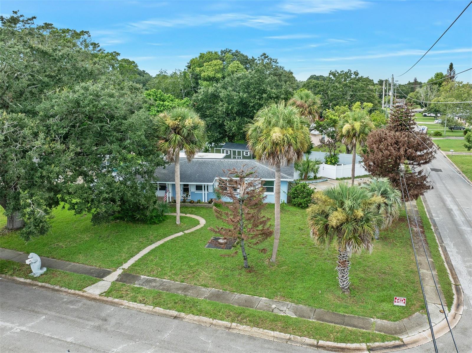 700 Katherine St Property Photo 2