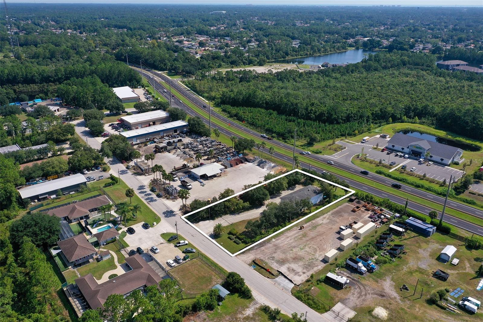 10 Enterprise Dr Property Photo 6