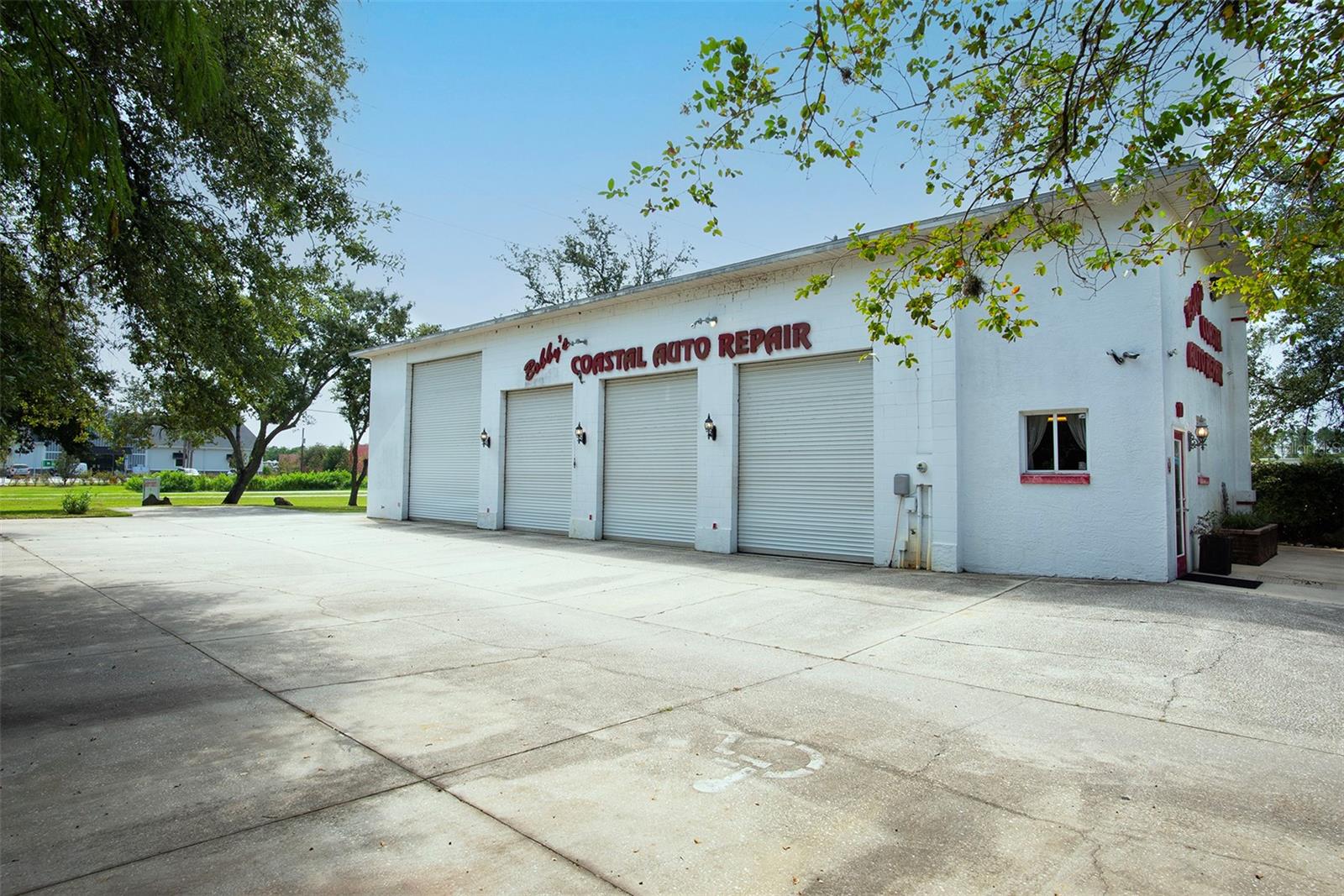 10 Enterprise Dr Property Photo 12