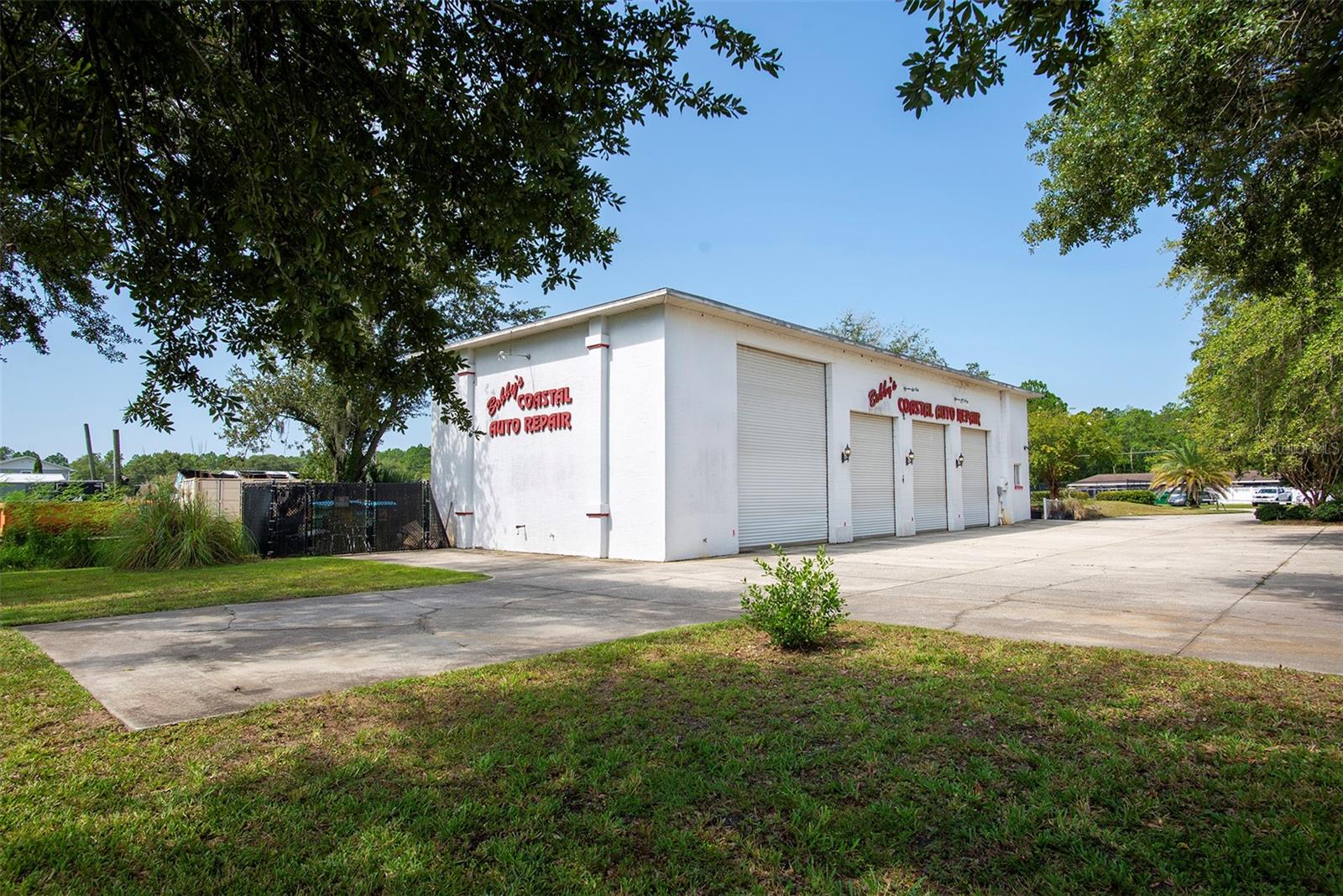 10 Enterprise Dr Property Photo 16