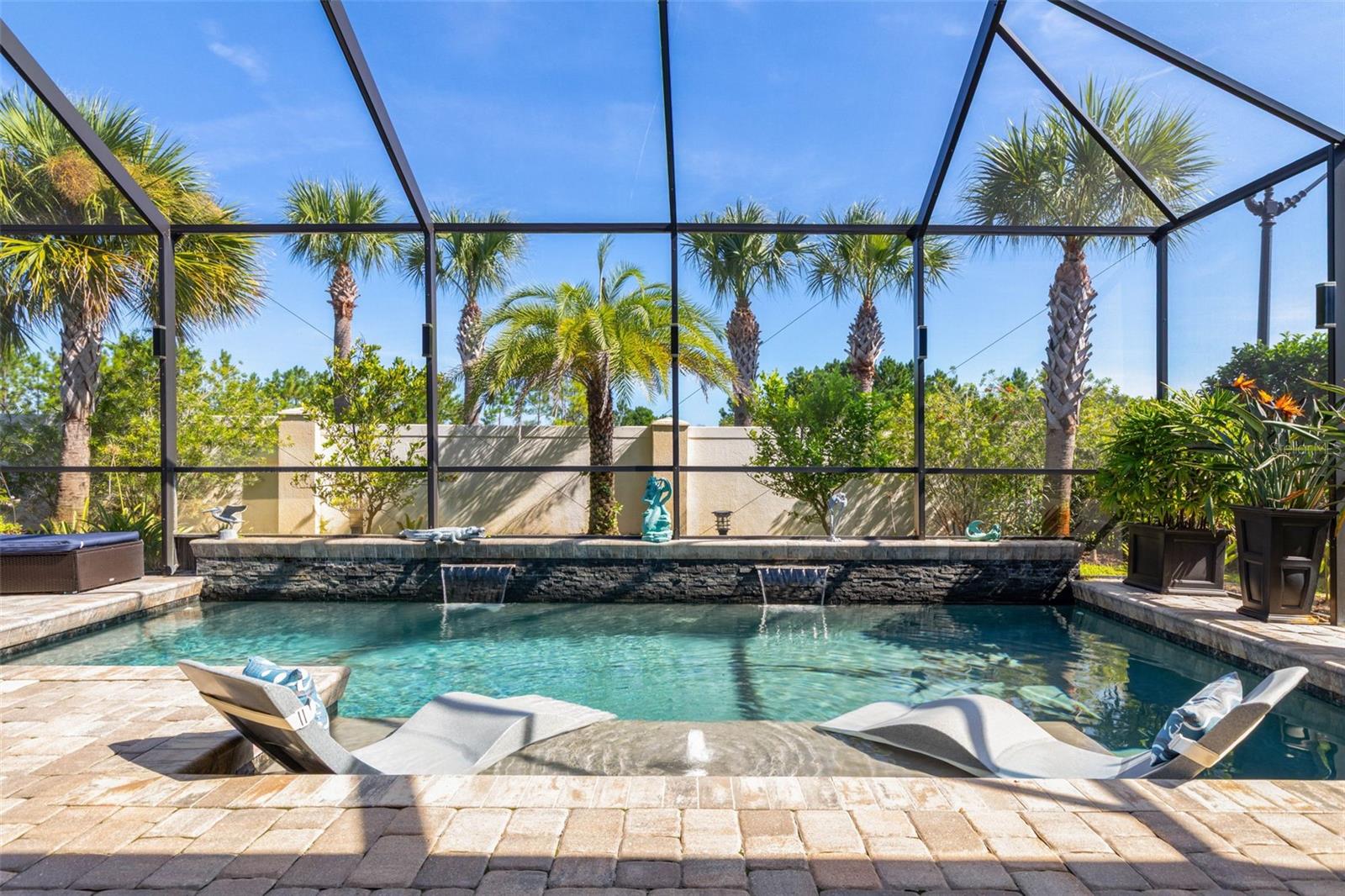 2 Del Palma Dr Property Photo 2