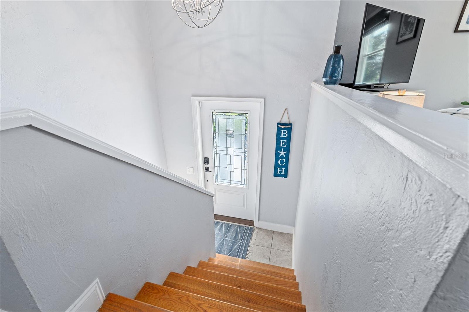 1843 Oak Pl Property Photo 5