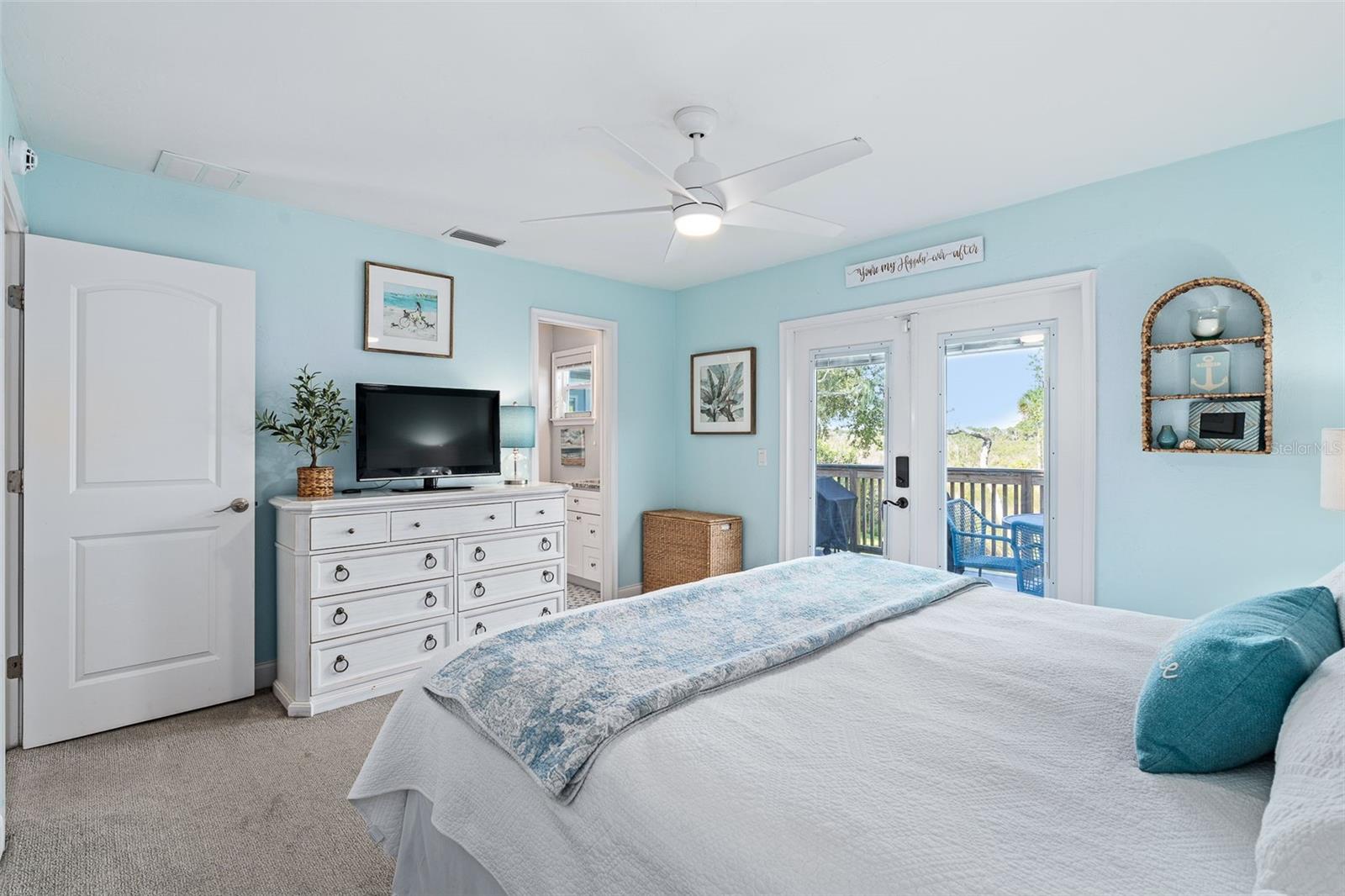 1843 Oak Pl Property Photo 26