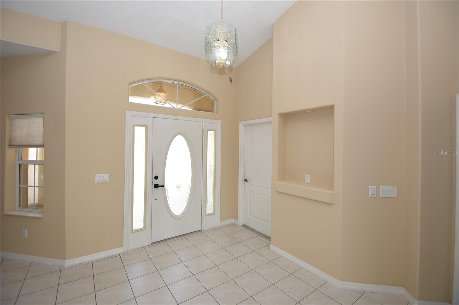 10 Crampton Ct Property Photo 5