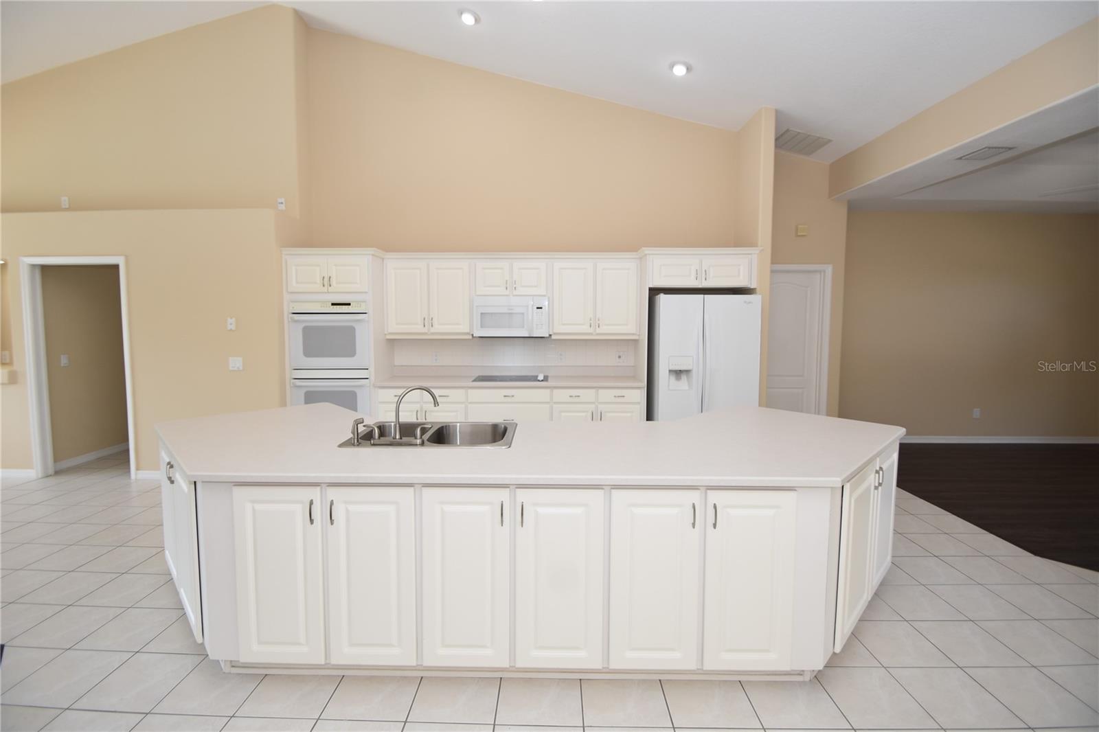 10 Crampton Ct Property Photo 9