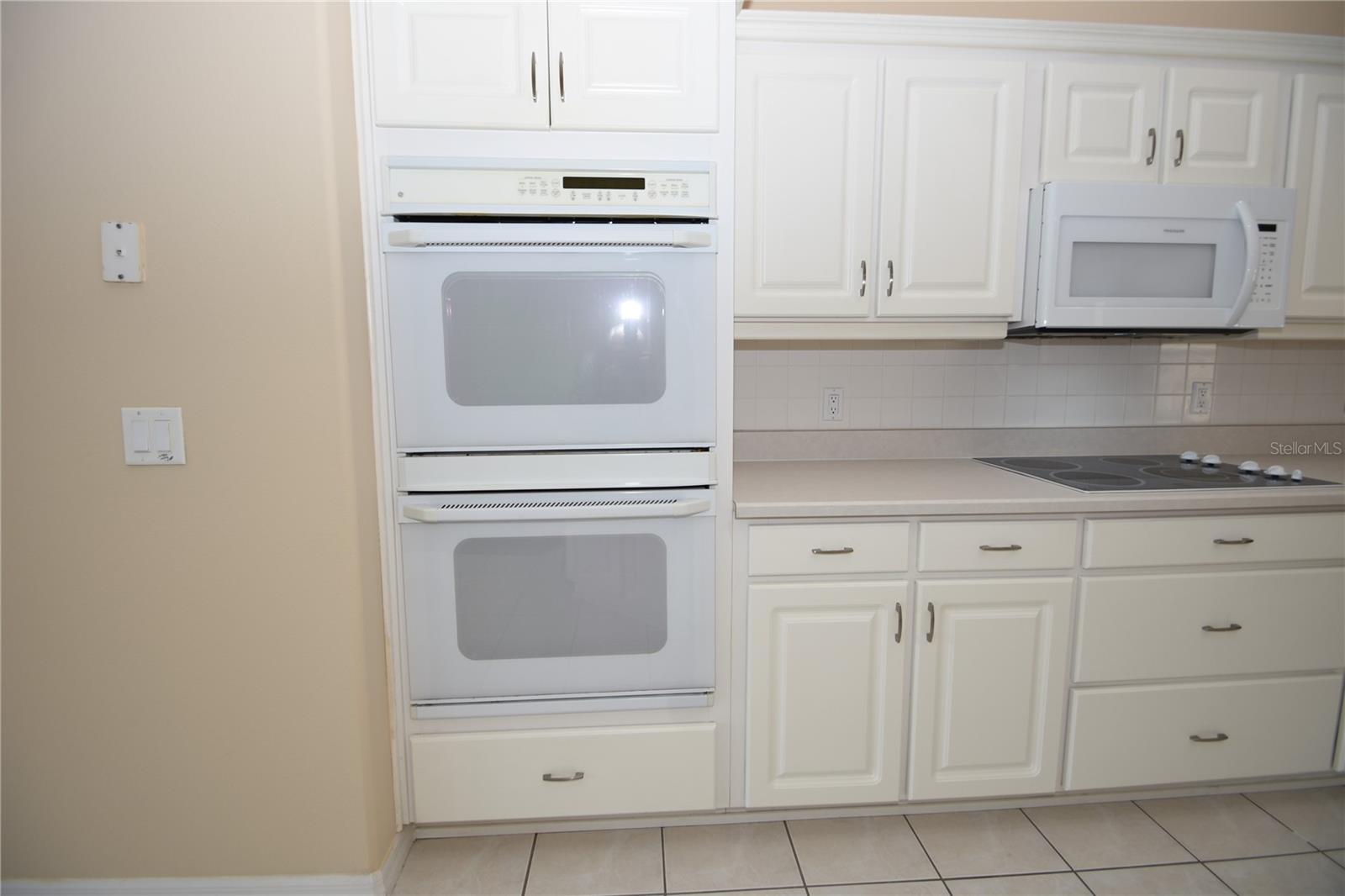 10 Crampton Ct Property Photo 11