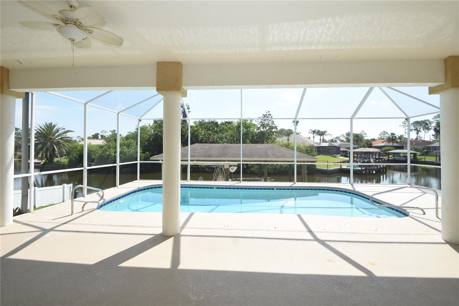 10 Crampton Ct Property Photo 18