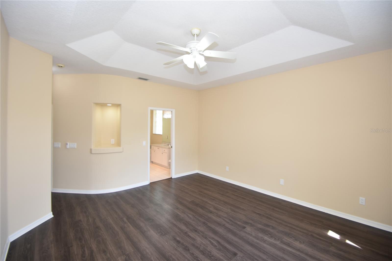10 Crampton Ct Property Photo 24