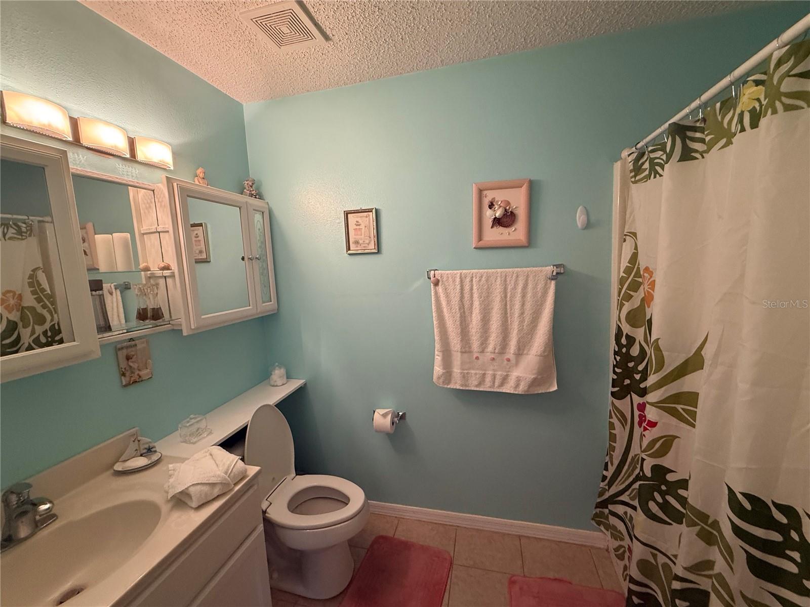 140 Persimmon Dr Property Photo 10
