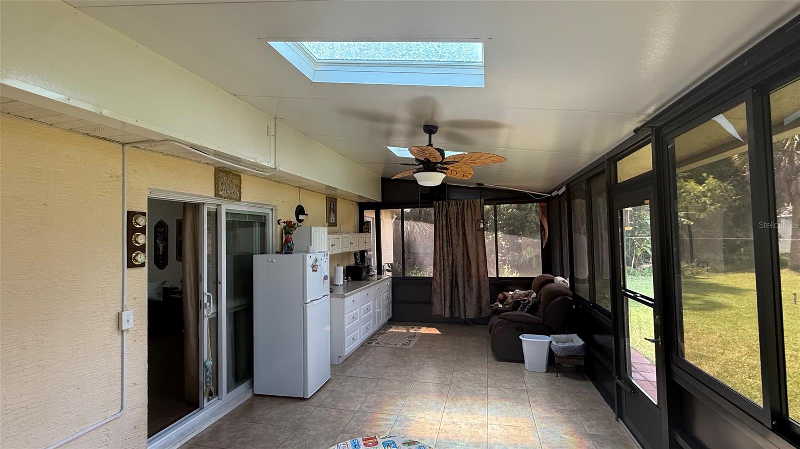 140 Persimmon Dr Property Photo 16
