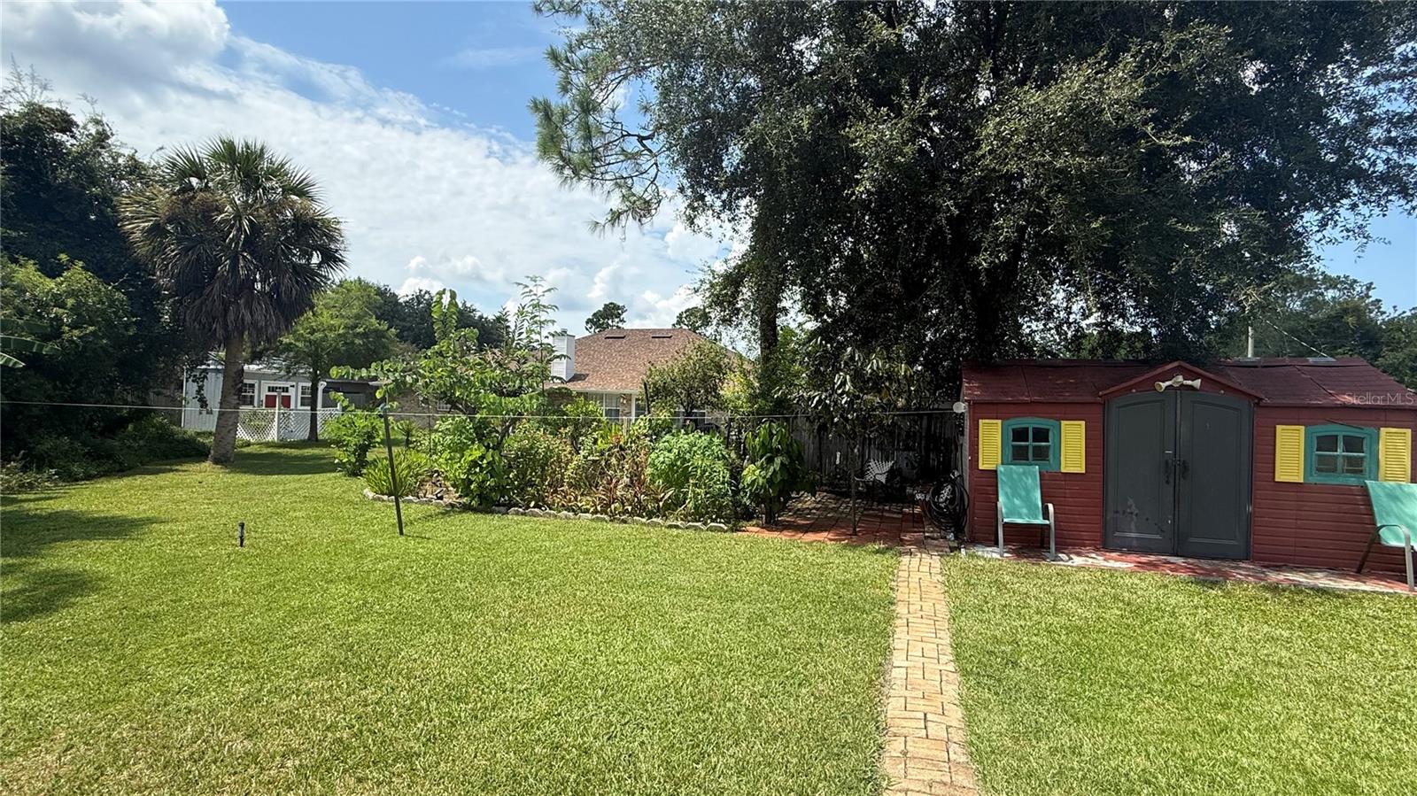 140 Persimmon Dr Property Photo 17