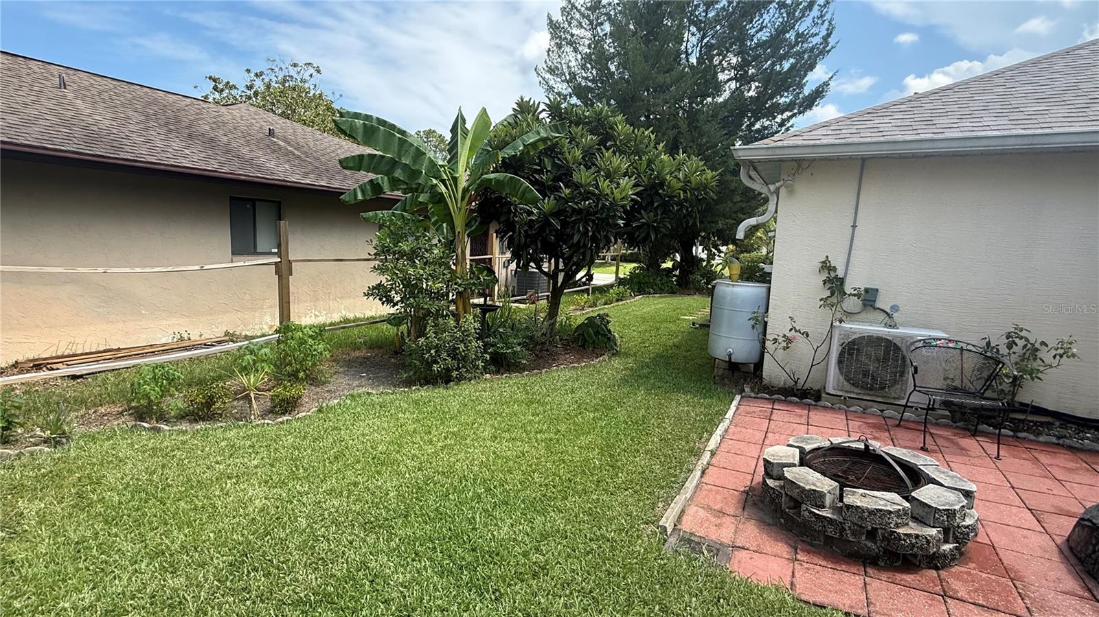 140 Persimmon Dr Property Photo 22