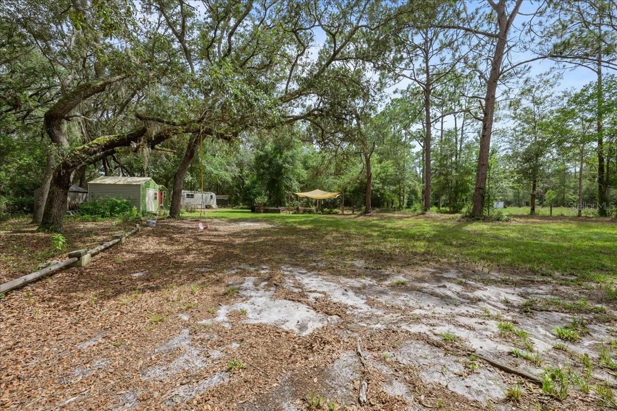 130 Buckles Dr Property Photo 2