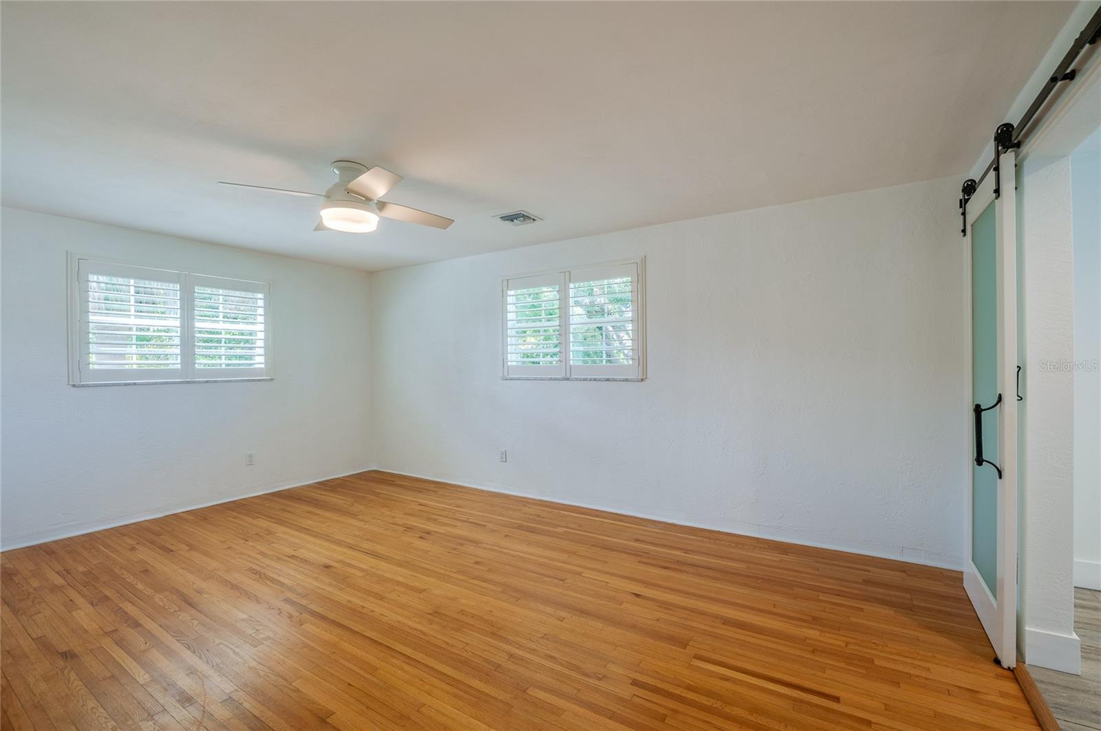 835 John Anderson Dr Property Photo 33