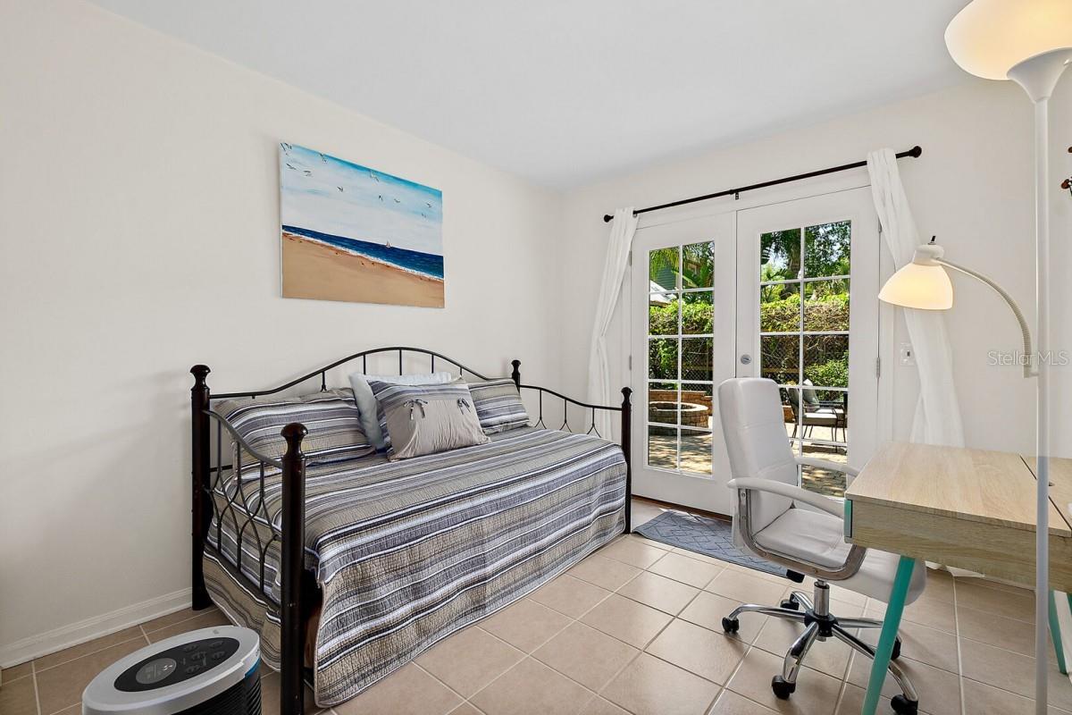 19 Lovett St Property Photo 16