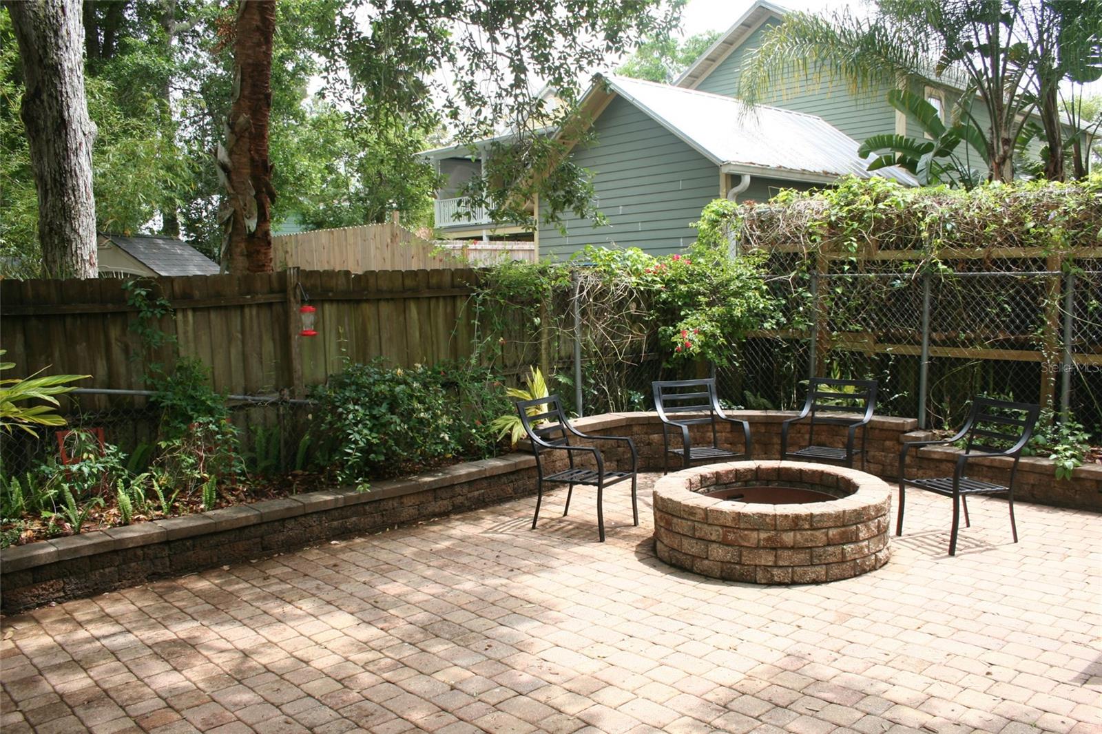 19 Lovett St Property Photo 22