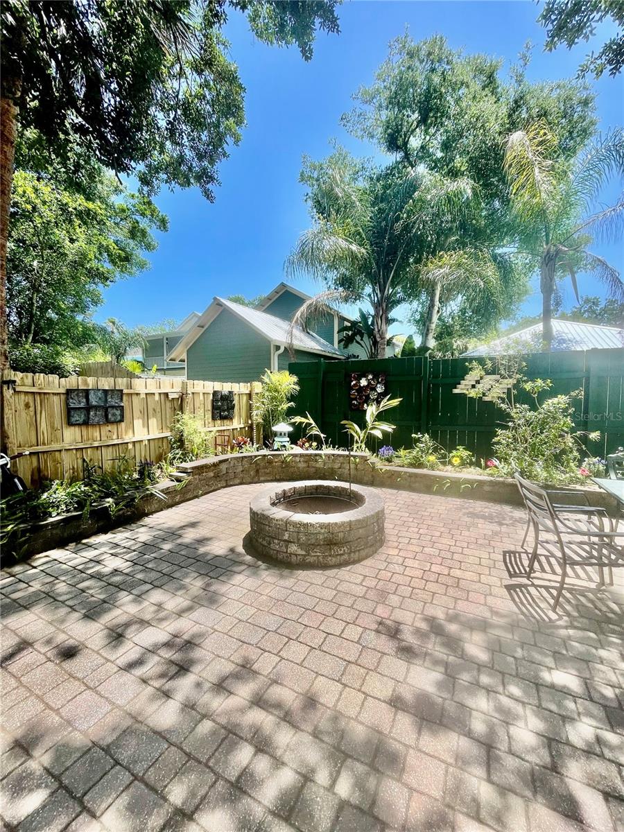 19 Lovett St Property Photo 23