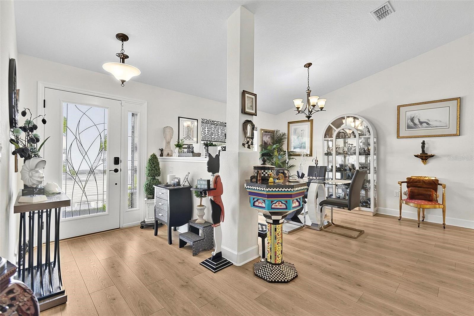 21 Wood Clift Ln Property Photo 9