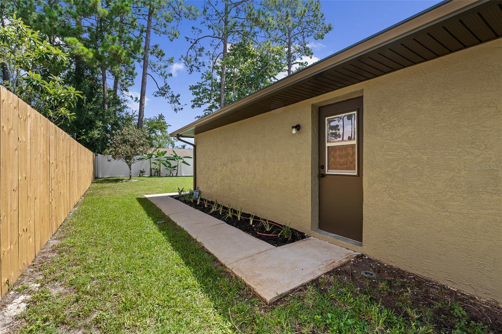 173 Bayside Dr Property Photo 42
