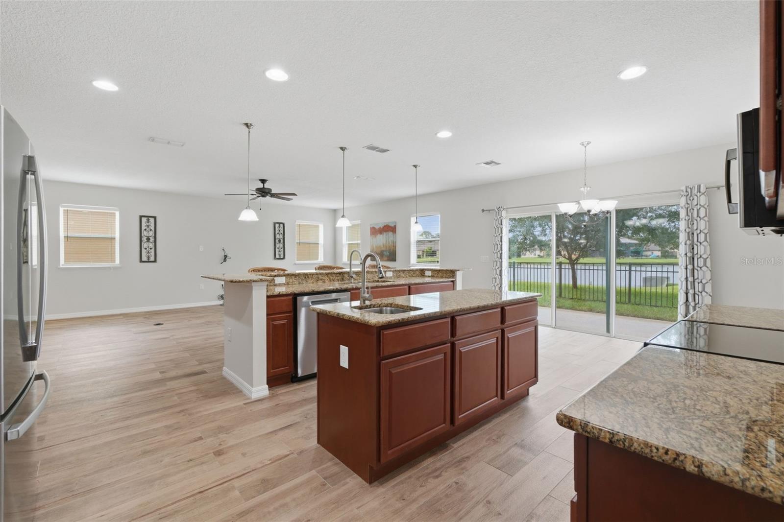 5575 Brilliance Cir Property Photo 15