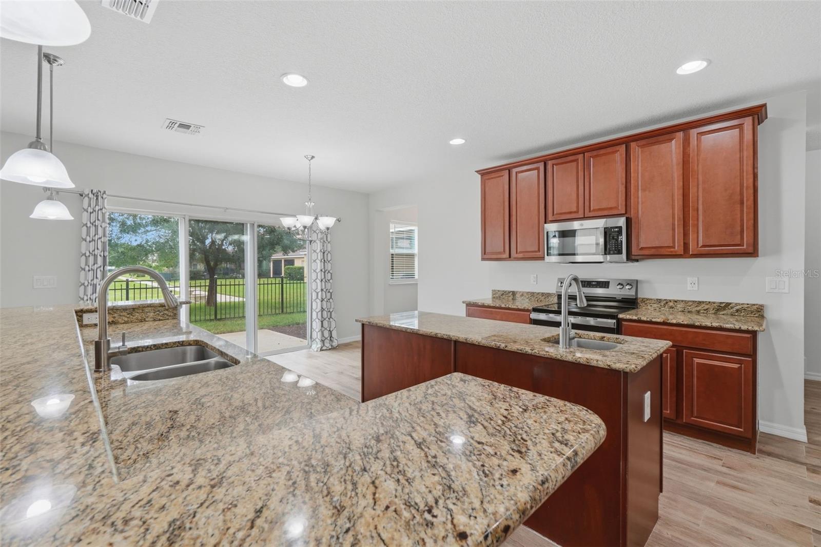 5575 Brilliance Cir Property Photo 20