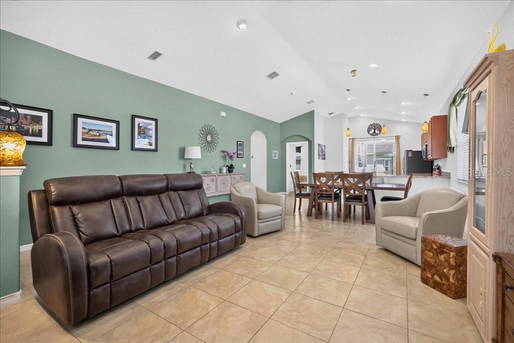 2 Tideway Trl Property Photo 12