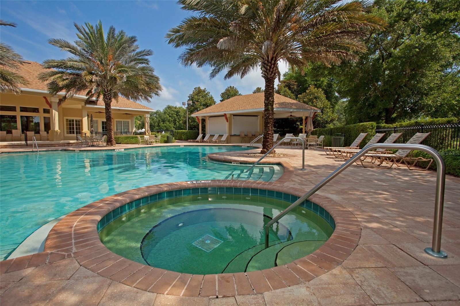 7 Oasis Cir Property Photo 42