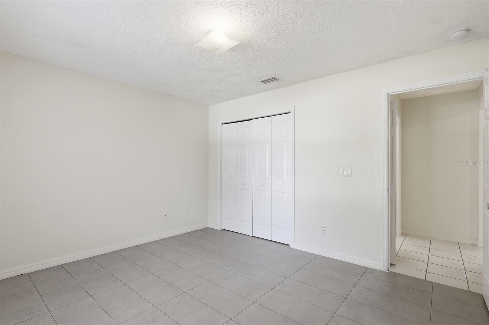 4 Pony Ln #a Property Photo 7