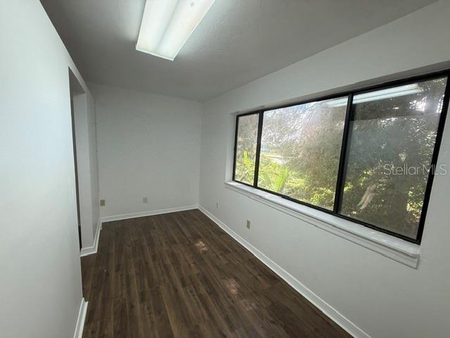 25 Old Kings Rd N #b6 Property Photo 3