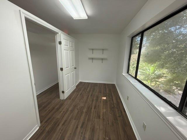 25 Old Kings Rd N #b6 Property Photo 5