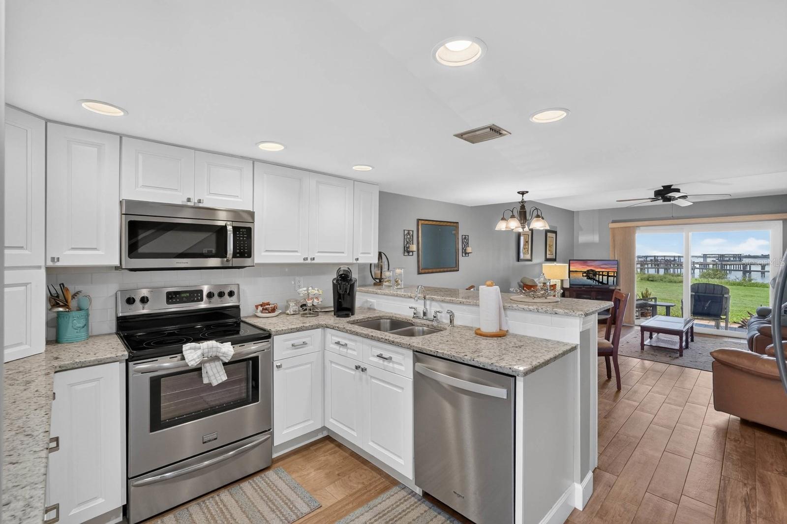 7265 A1a S #b8 Property Photo 2