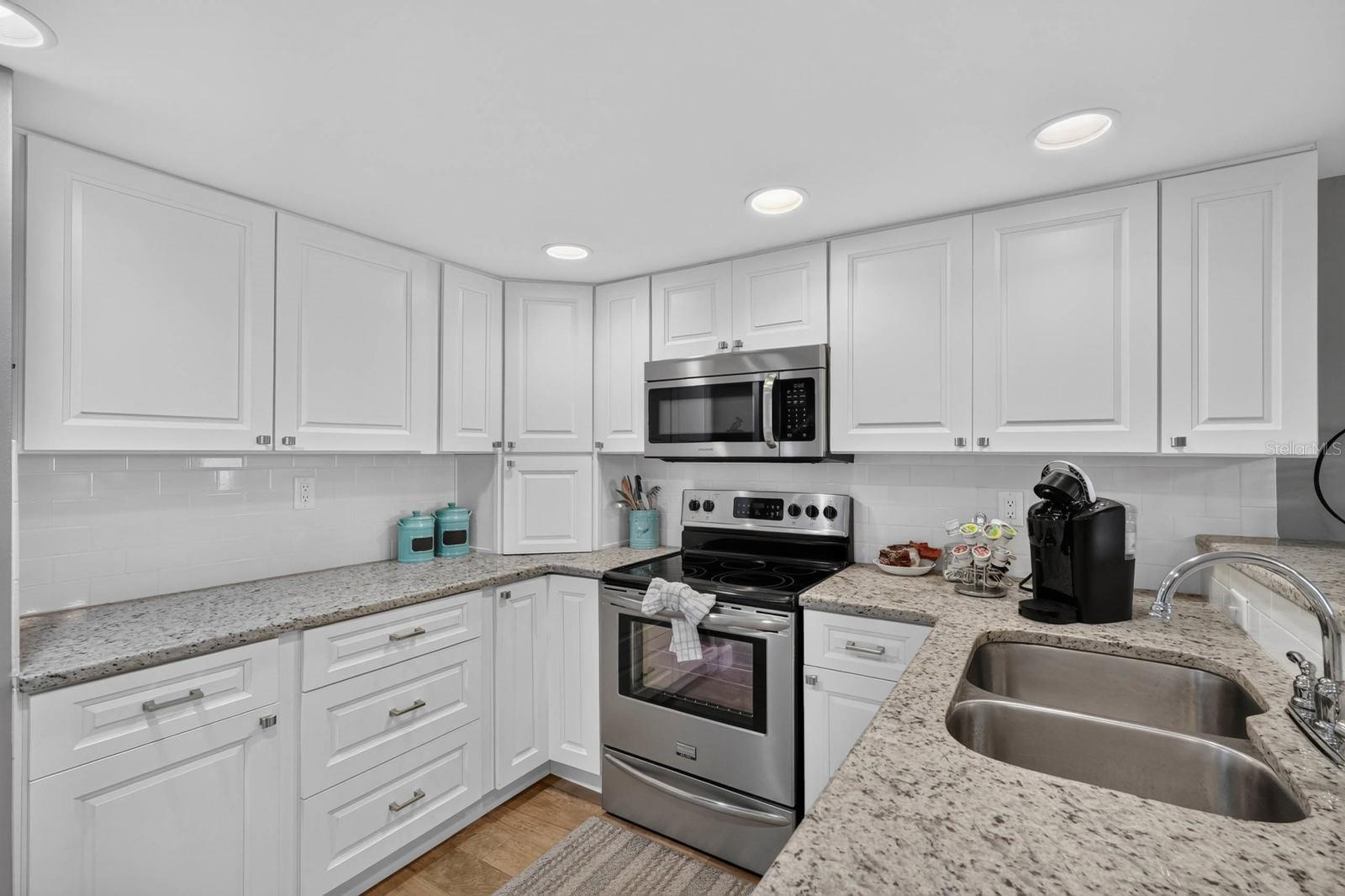 7265 A1a S #b8 Property Photo 15