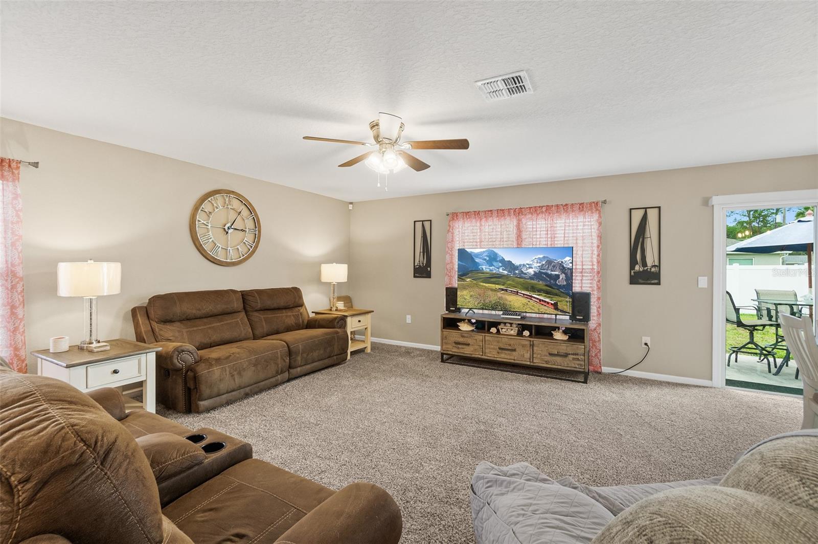 1 Richfield Pl Property Photo 13