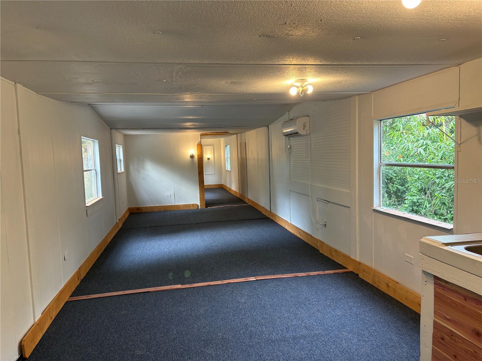 10 Seminole Ave Property Photo 3