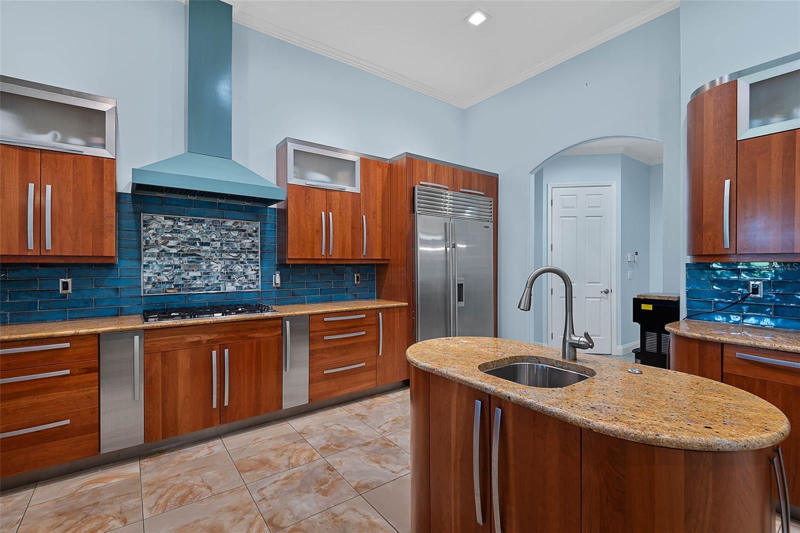 18 N Park Ln Property Photo 14